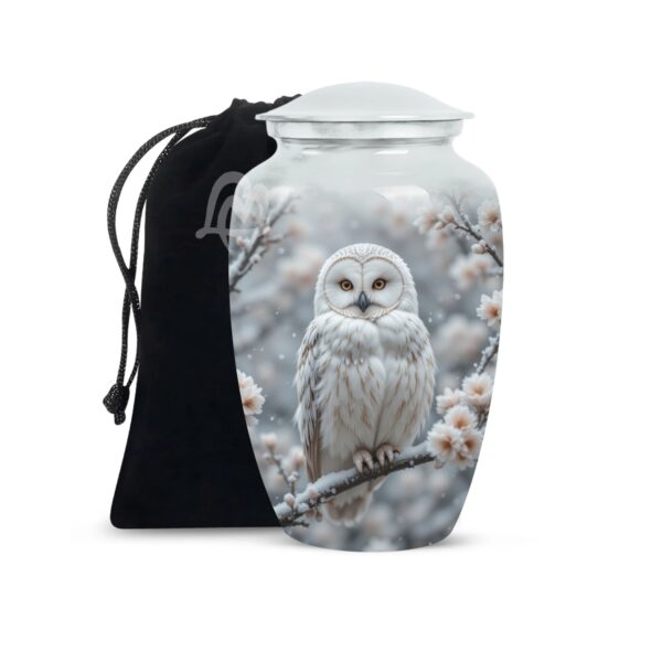 Decorative Memorial Burial Urns - Perfect Tribute for Loved Ones.