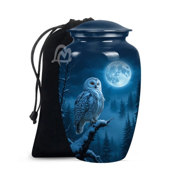 Decorative Memorial Burial Urns - Perfect Tribute for Loved Ones.